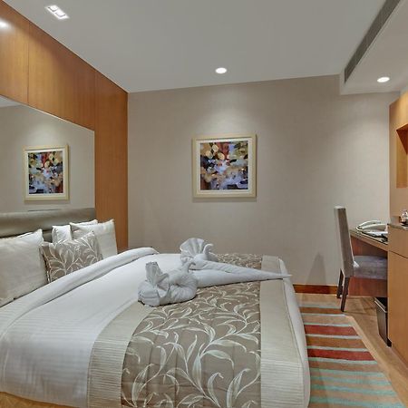 Beacon Hotel Nirman Vihar New Delhi Buitenkant foto